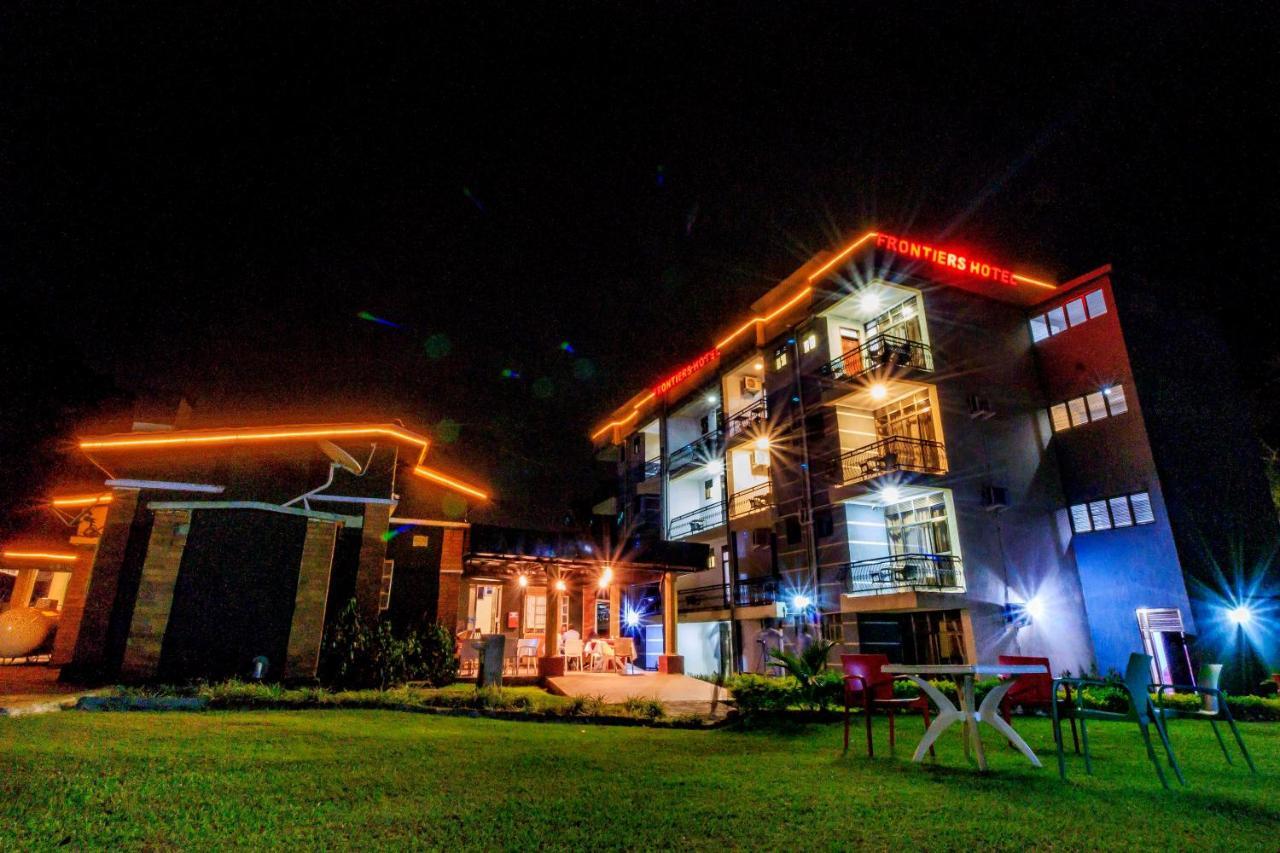 Frontiers Hotel אנטבה מראה חיצוני תמונה